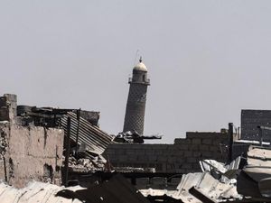 ISIS Ledakkan Masjid Mosul, PM Irak: Itu Deklarasi Kekalahan ISIS