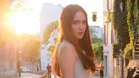 Apalagi untuk para pria yang pernah jatuh hati dengan Tita yang kini semakin cantik. (Dok. Instagram/shandyaulia)