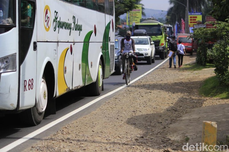 Mudik 2017, Pria ini Kayuh Ontel dari Jakarta ke Tasikmalaya