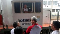 Kereta yang dilepas adalah KA Jaka Tingkir tujuan Purwosari, Jawa Tengah.