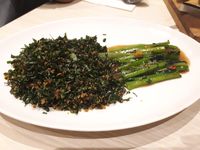 Aroma Sedap: Mencicip Ikan Kudu-kudu Bawang Putih dan Nasi Goreng Bobongkot yang Nikmat