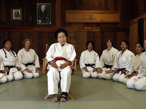 Foto: Nenek-nenek Menakjubkan dengan Tubuh Berotot