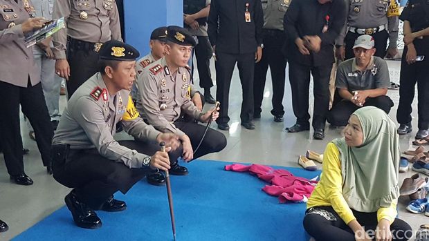 Kapolda Lampung Irjen Sudjarno mengecek arus mudik di Pelabuhan Bakauheni.