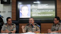 Kadiv Humas Polri Setyo Irjen Setyo Wasisto mengatakan, polisi telah menangkap 41 orang, 14 orang terkait dengan aksi bom Kampung Melayu dipulangkan 5 orang, DPO 7 orang, pendanaan 5 orang, dan pencegahan aksi teror 15 orang.