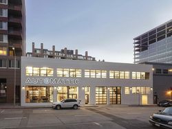 Ironis! Kantor Semewah Ini Dicuekin Karyawan