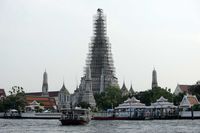 Wat Arun dari tepi Sungai Chao Phraya (Randy/detikTravel)