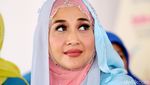 Age is Just a Number! Paramitha Rusady Tetap Mempesona di Usia 50