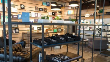 Anda sendiri penganut ngantor gak mesti ke kantor atau sebaliknya?. Foto: Scott Beale/scottbeale.org