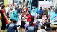 Para pemudik diberangkatkan menggunakan 85 bus.
