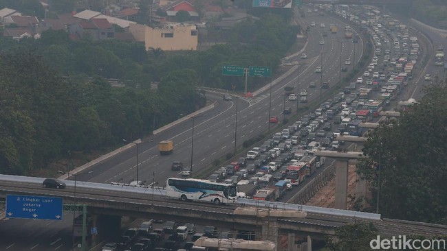 Foto Penampakan Macet Parah Di Tol Jakarta Cikampek Halaman 2 8336