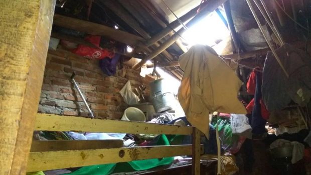  Polres Jakpus Bedah Rumah Nenek Tukini