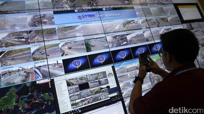 Kemenhub Pantau Arus Mudik 24 Jam Penuh