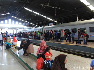 KAI Siapkan 879 Ribu Tiket Mudik Lebaran, Bisa Dibeli Nanti Malam