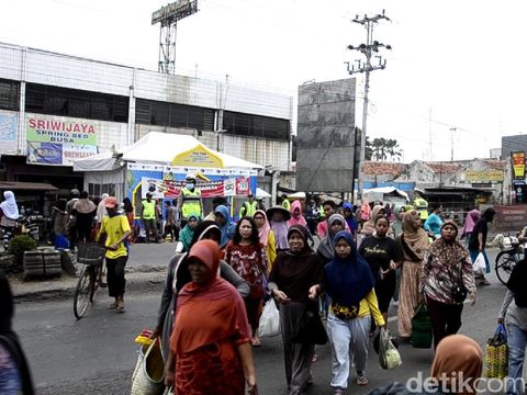 Bus dan Pemudik Bermotor Kuasai Pantura Jateng