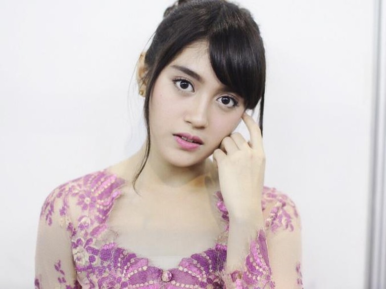 Mengintip Masa Depan Nabilah dan Melody Setelah Lulus dari JKT48 Mengintip Masa Depan Nabilah dan Melody Setelah Lulus dari JKT48