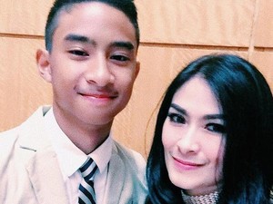 Urusan Asmara Kedua Anaknya, Iis Dahlia Punya Kriteria Khusus