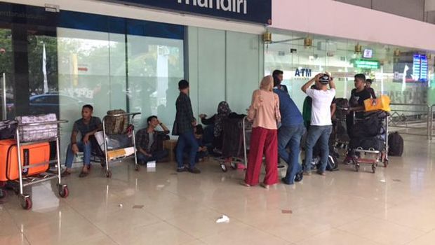Belum terlihat kepadatan pemudik pagi ini di Bandara Halim