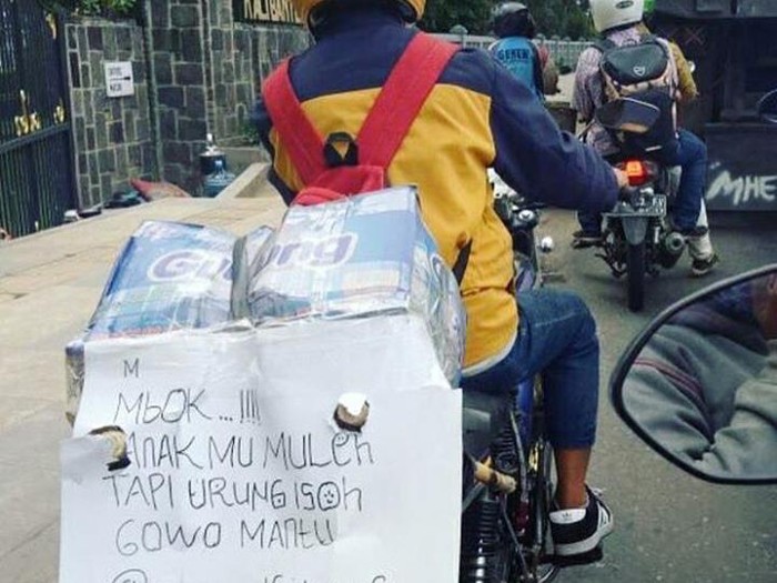 Curhatan Galau Para Pemudik Jomblo di Jalanan
