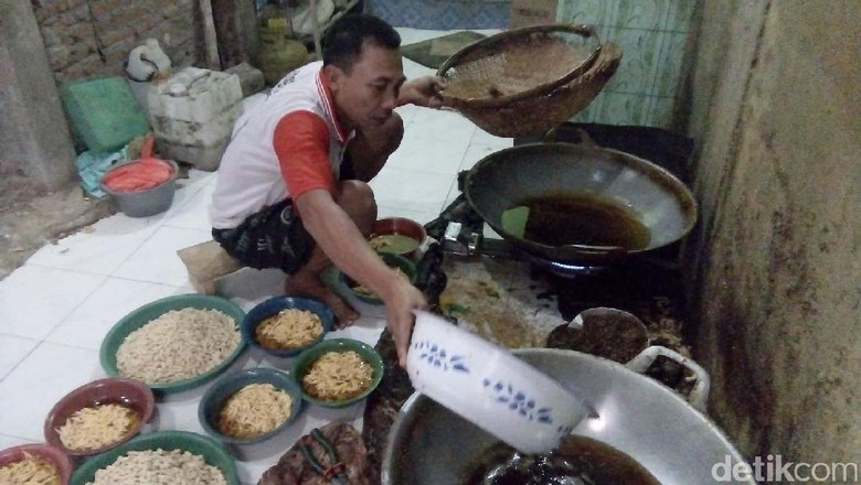 Produsen Kue Keciput di Jepara Mulai Rekrut Karyawan Musiman