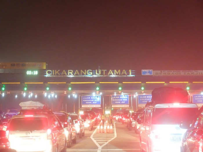 Macet Jalur Mudik, Cawang ke GT Cikarang Utama Butuh 5 Jam
