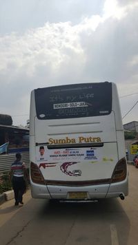 Kader PD Pasang Foto Agus Yudhoyono di Bus-bus Pemudik, untuk Apa?