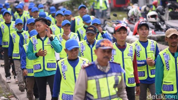 Puluhan nelayan diterjunkan di Jalur Pantura. 