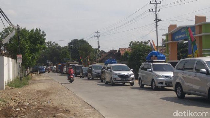 suasana arus mudik di jalan semarang-purwodadi