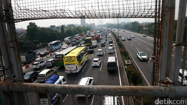 Harus Tahu, Fakta Seputar Aturan Ganjil Genap di Pintu Tol Bekasi