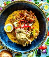 Mau Makan Ketupat Enak Tanpa Repot? Mampir Saja ke 4 Restoran Indonesia Ini