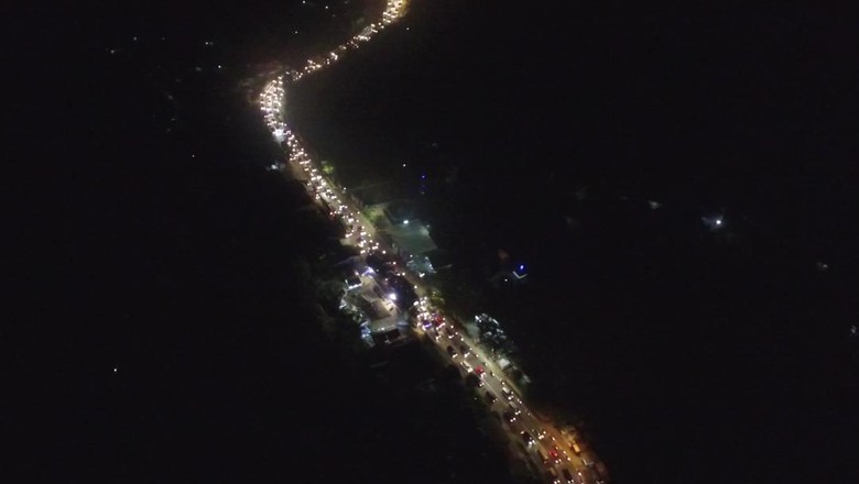 Foto: Kepadatan Lalin di Nagreg dari udara/Dok. Pos Induk Dishub Kabupaten Bandung Foto: Kepadatan Lalin di Nagreg dari udara/Dok. Pos Induk Dishub Kabupaten Bandung