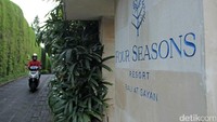Alasan privasi adalah salah satu yang dijunjung tinggi oleh resort ini. Tidak bisa sembarangan orang masuk ke dalamnya. Harus tamu atau minimal sudah melakukan reservasi lebih dulu (Randy/detikcom)