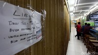 Kios-kios tersebut buka kembali pada 4 Juli 2017.