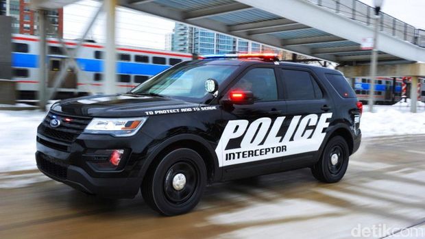 Mobil polisi Ford