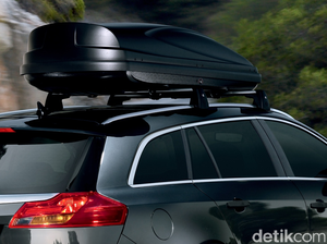 Liburan Bawa Banyak Barang? Pasang Roof Rack Harus Benar