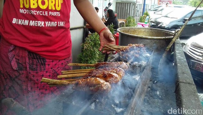 10 Kuliner Legendaris yang Enak Ini Menanti Kamu di Solo