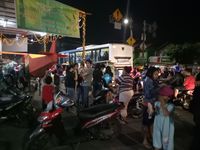 Malam takbiran di Jalan Tambak, Menteng, Jakarta Pusat, Sabtu (24/6/2017).