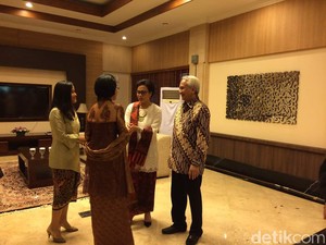 Cantiknya Sri Mulyani Saat Open House Lebaran