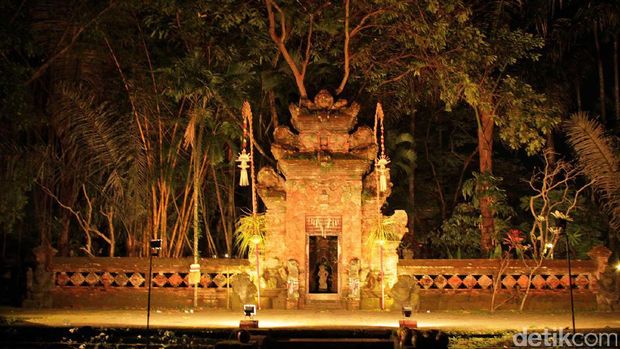 Panggung seni bergaya Bali di ARMA (Randy/detikTravel)