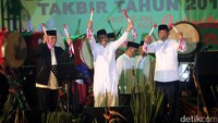 Gubernur DKI Djarot Saiful Hidayat, Kapolda Metro Jaya Irjen M Iriawan, dan Pangdam Jaya Mayjen Jaswandi hadir dalam Festival Pukul Beduk dan Gema Takbir di Balai Kota Jakarta.