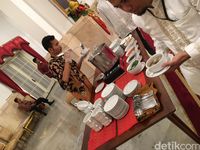 Mau Tahu Kudapan Lebaran Apa Saja di <i>Open House</i> Istana?