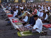 Bacaan Niat Sholat Idul Fitri Lengkap Arab dan Latin Beserta Sunnahnya