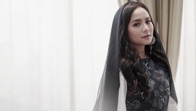 Yuk! Intip Gaya Lebaran Selebriti (1)
