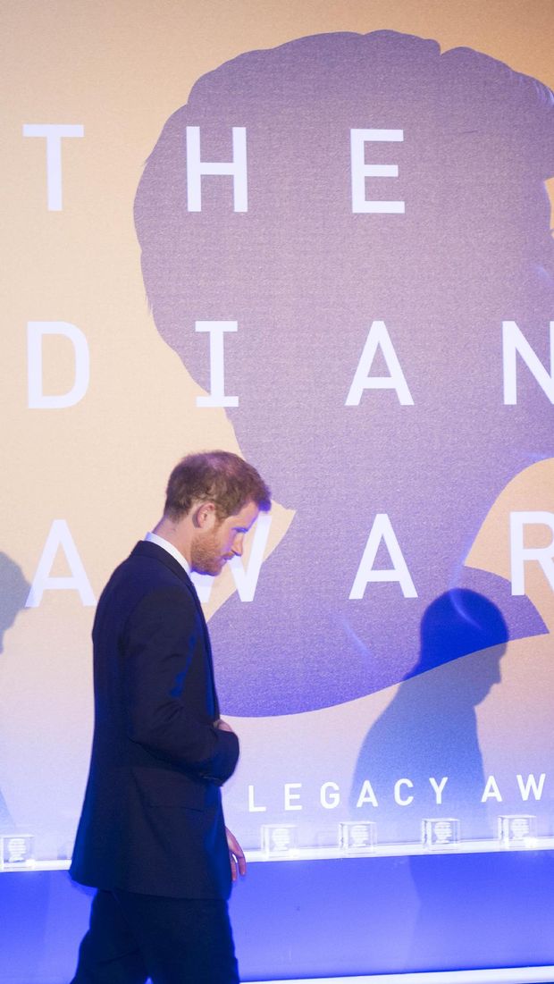 Pangeran Harry Pernah Ingin Keluar dari Keluarga Kerajaan, Ada Apa?