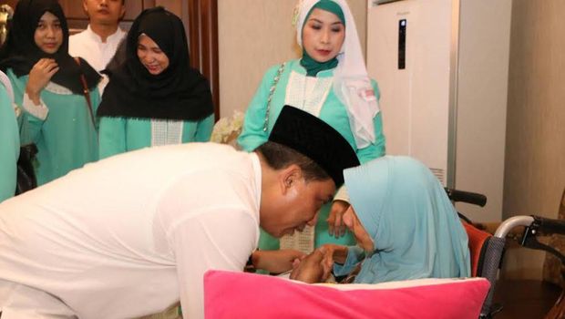 Lebaran, Rumah Dinas Risma Hingga Kapolda Jatim Dibuka untuk Umum