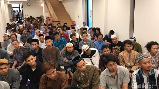 Perayaan Idul Fitri 4.000 WNI di KBRI Tokyo 'Diwarnai' Hujan Deras 
