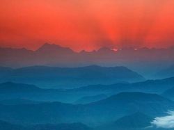 Potret Keren Perkampungan di Atas Awan