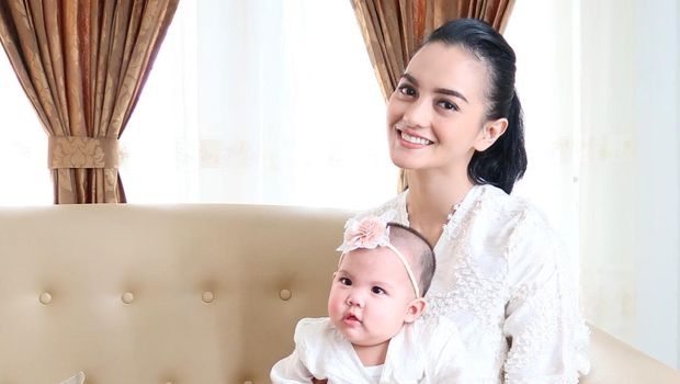 Hamdan ATT Alami Serangan Jantung, Raffi Ahmad Nyekar ke Makam Olga