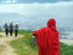 Potret Keren Perkampungan di Atas Awan