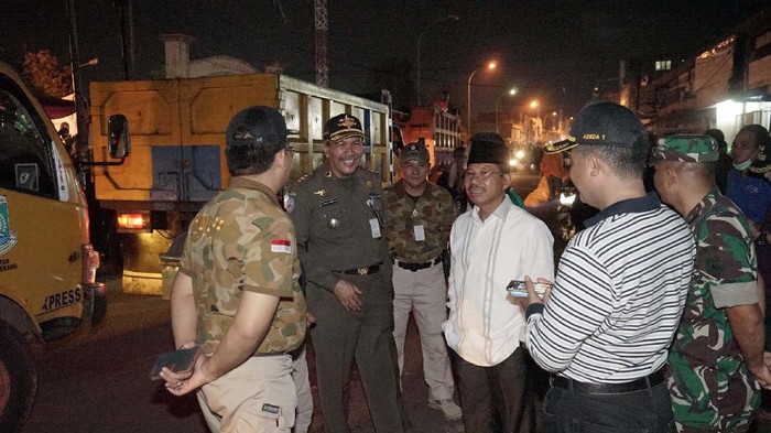 Pemkot Tangerang Tindak Kaki Lima Pencuri Listrik