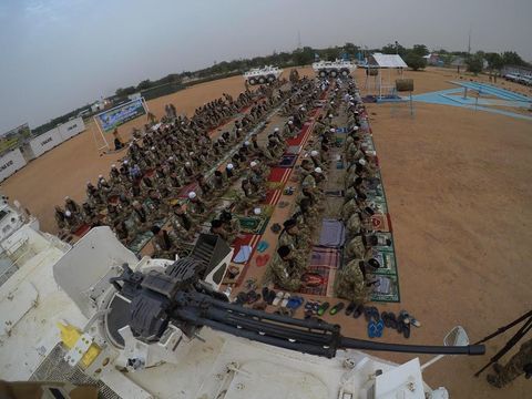 Suasana salat Id pasukan perdamaian RI di Sudan, 25 Juni 2017